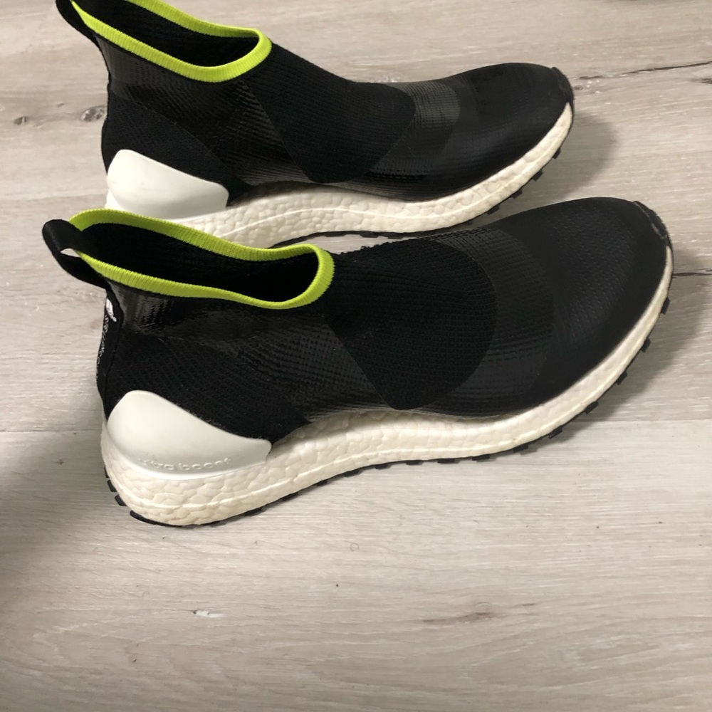 Stella McCartney Adidas 8.5 black sneakers